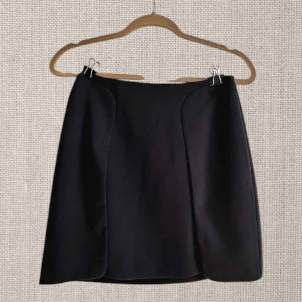 Banana Republic Classic Black Mini Skirt